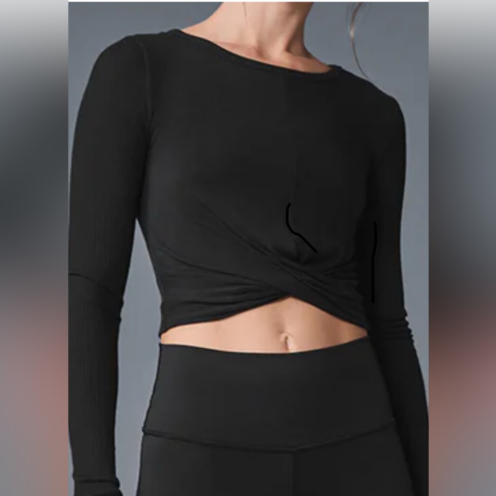 Alo Yoga Cover Long Sleeve Twist Front Top Size Medium